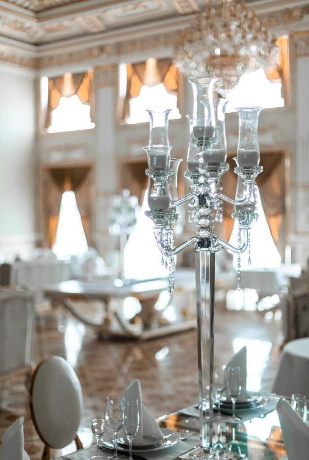 Hotel Grand Aristocrate Dubovtsy Exterior foto